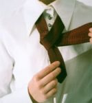 Fotky k článku Jak uvázat kravatu, návod na vázání kravaty