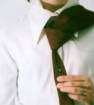 Fotky k článku Jak uvázat kravatu, návod na vázání kravaty