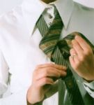 Fotky k článku Jak uvázat kravatu, návod na vázání kravaty