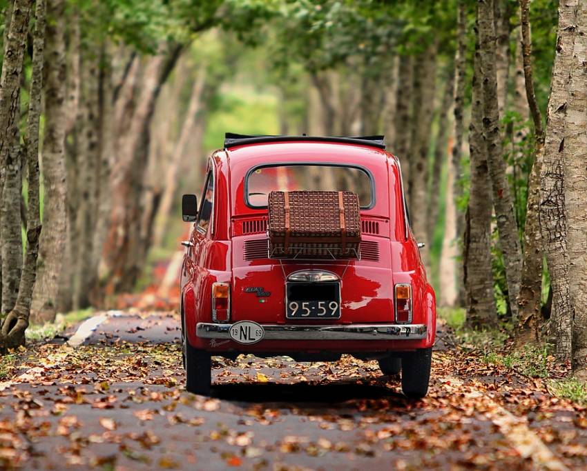 Rozbilo se vám staré auto? Kašlete na autorizovaný servis a zkuste sociální sítě