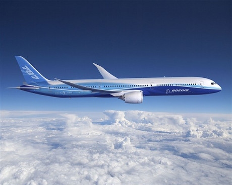 Boeing uvedl nový letoun 787 Dreamliner